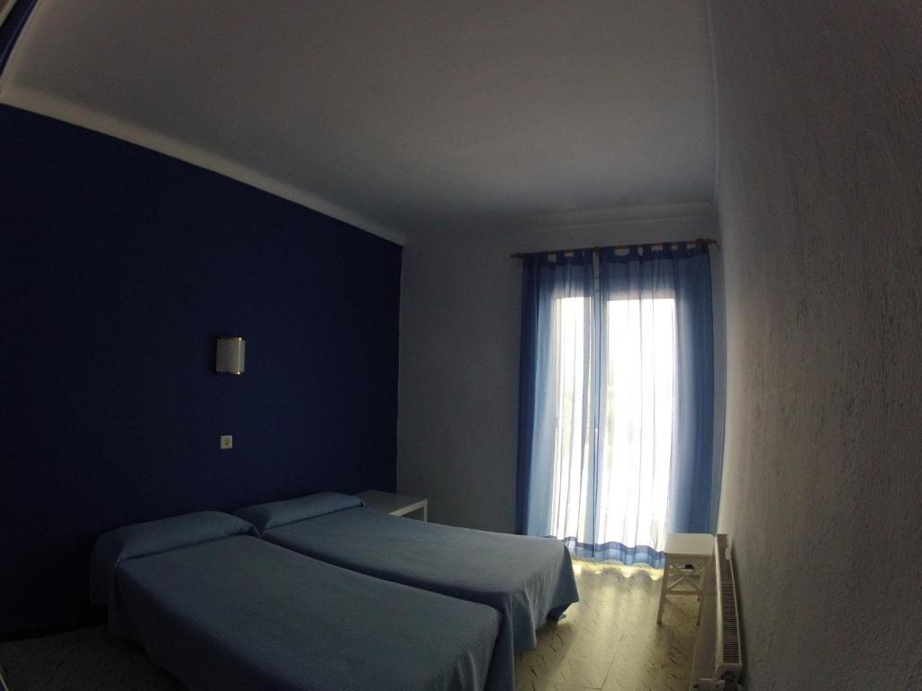 Hostal German El Port De La Selva Bilik gambar