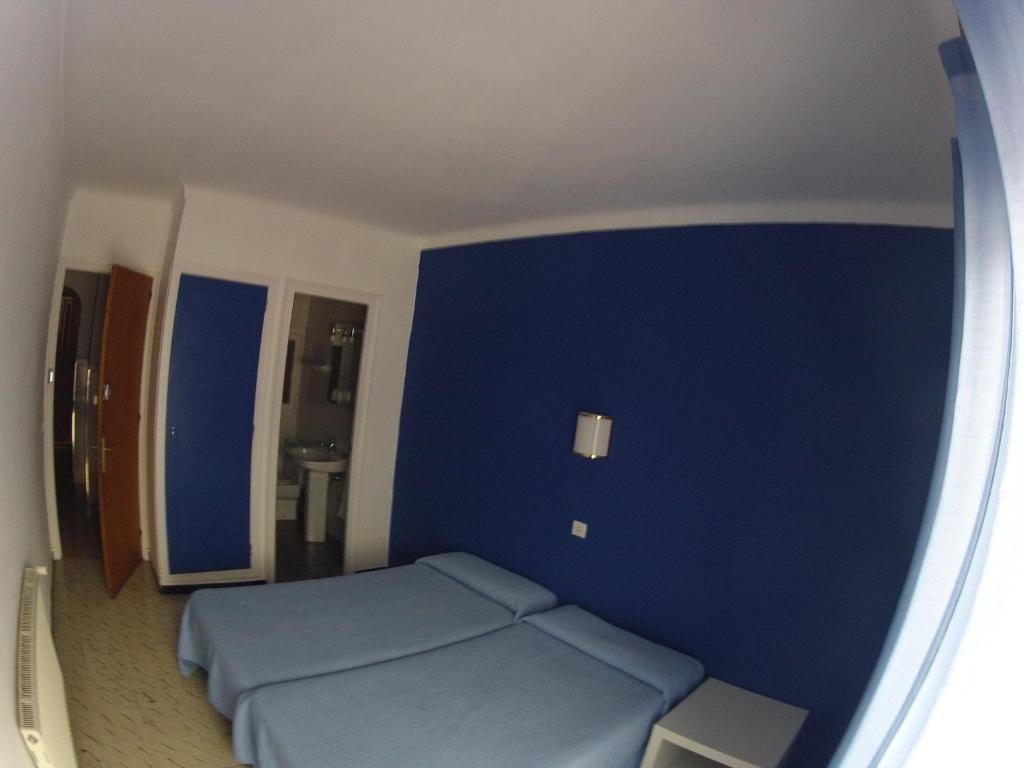 Hostal German El Port De La Selva Bilik gambar